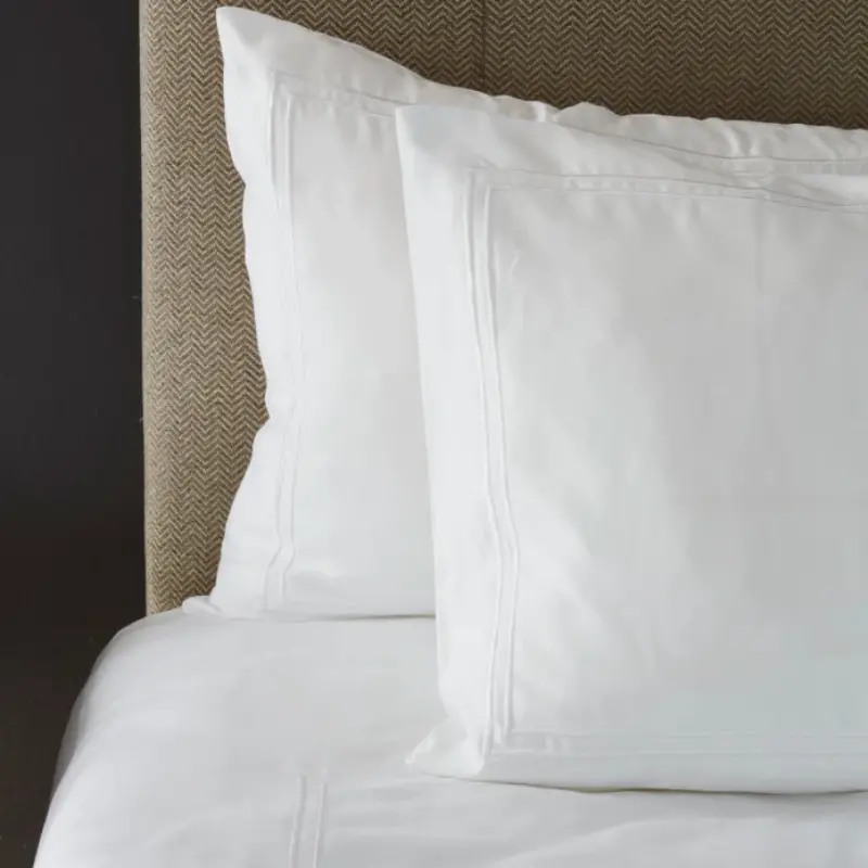 400Tc Egyptian Cotton Duvet Cover Set – Whisper Soft White-On-White Sateen With Satin Stitch Detail 1