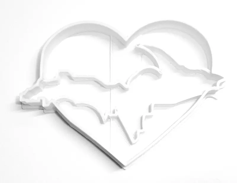 6-Pack Upper Peninsula Heart Fondant Cutter – 1.75" Michigan-Themed Cupcake Topper (Usa Made) 1