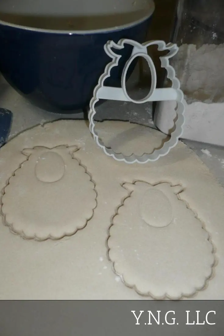 Baby Bib Cookie Cutter – Practical Feeding Accessory Shape For Infant-Themed Cookies, Usa-Made Pr2461 1