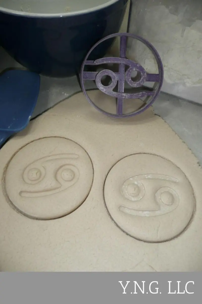 Cancer Zodiac Cookie Cutter – Nurturing Moon Sign Baking Shape 1