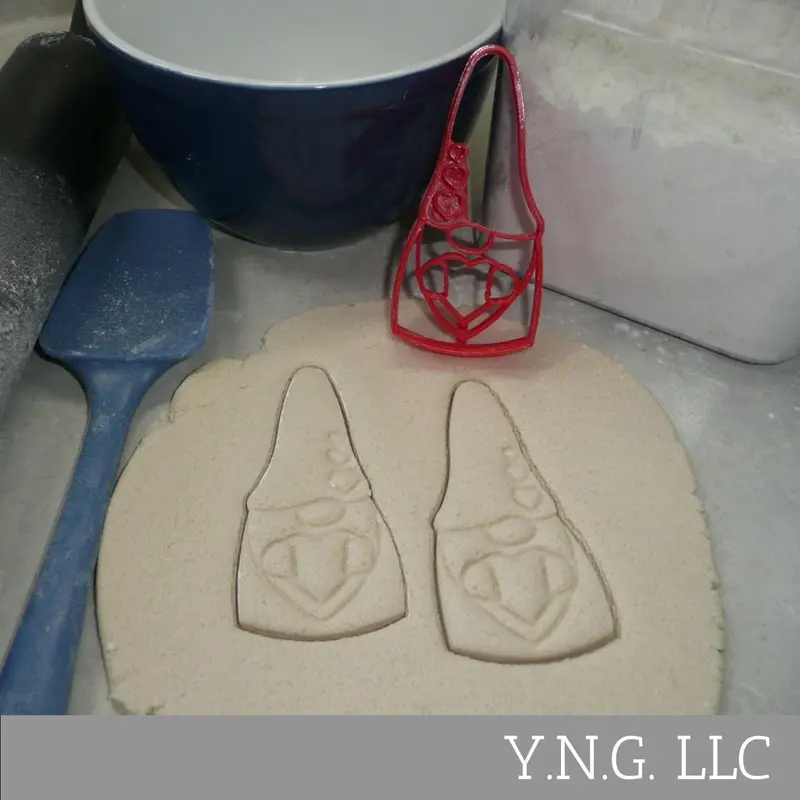 Charming Gnome Boy Cookie Cutter With Heart – Usa-Made Garden Decor Pr4530 1