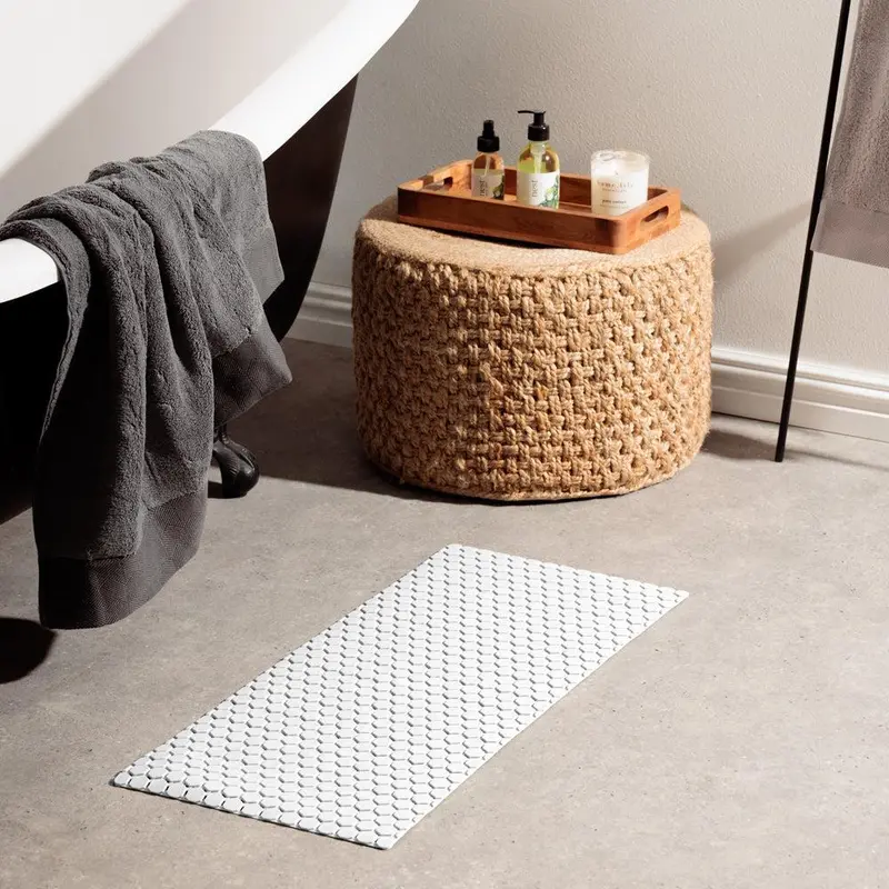 Dove White Hexagonal Non-Slip Pvc Bath Mat 1