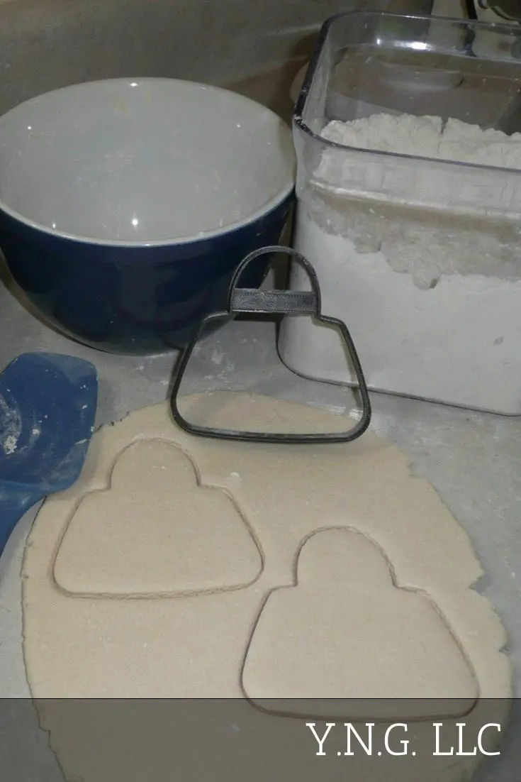Fashionable Purse Cookie Cutter – Stylish Ladies’ Handbag Shape 1