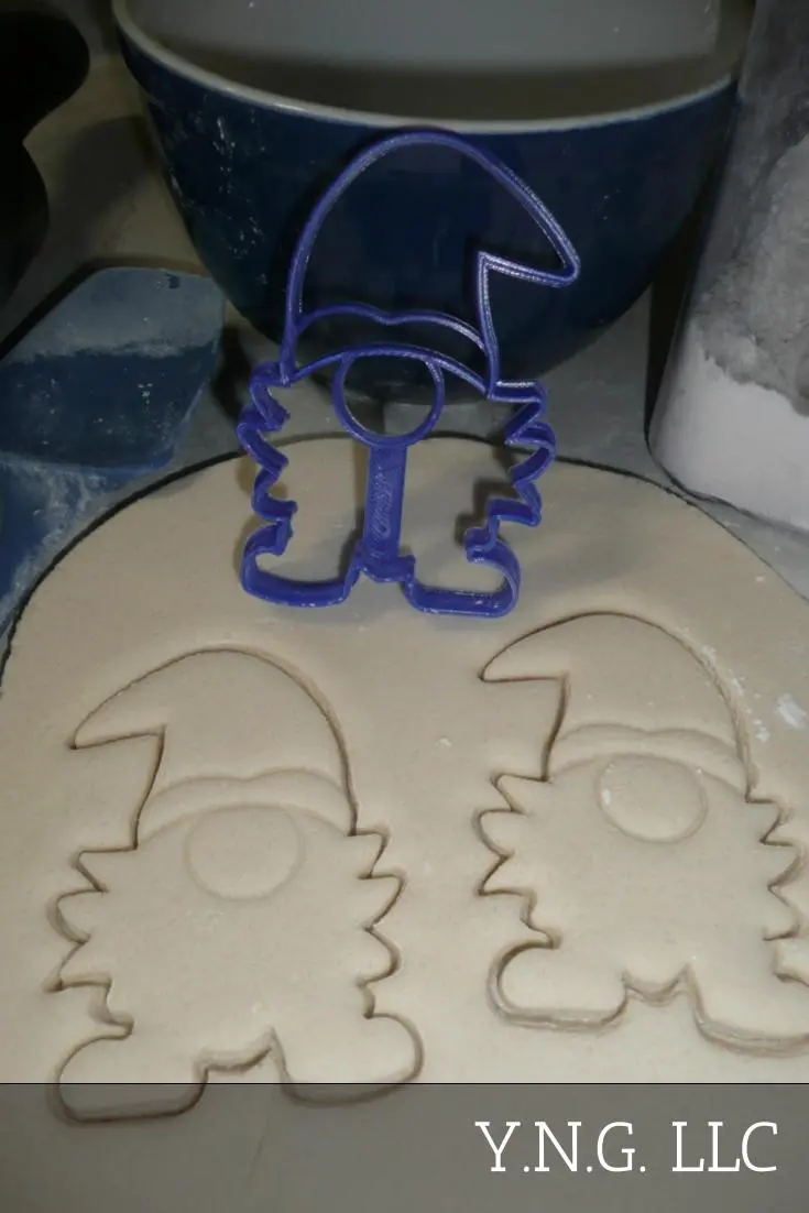 Garden Gnome Cookie Cutter – Whimsical Yard Ornament & Luck Charm Shape, Usa-Made 1