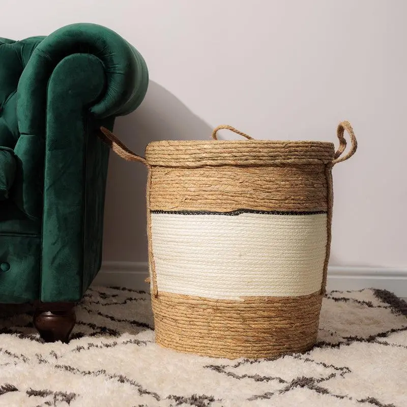 Home.Life Lidded Storage Basket – Minimalist White Woven Design 1