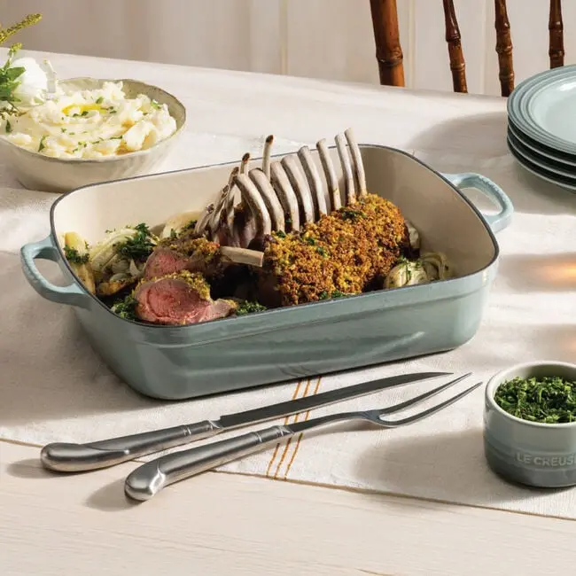 Le Creuset 5.25-Quart Rectangular Roasting Dish 1