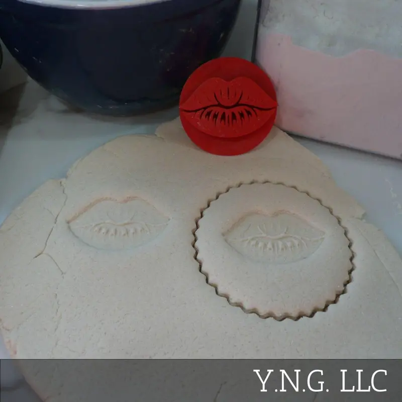 Lips & Kiss Cookie Stamp Embosser – Playful Celebration Design (Pr5572) 1