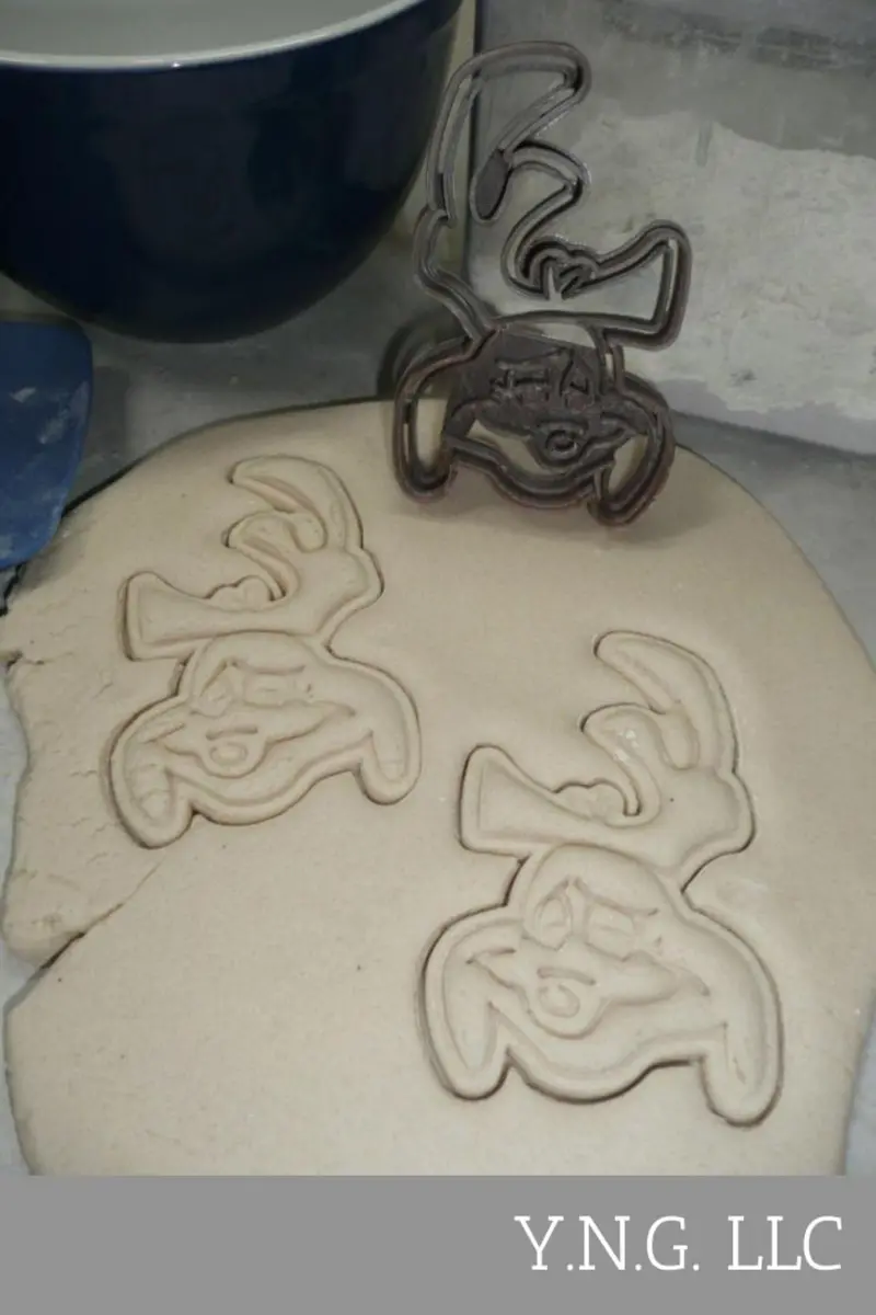 Max The Dog Face Cookie Cutter – Grinch Holiday Baking Shape Featuring Whoville Character, Usa-Made 1