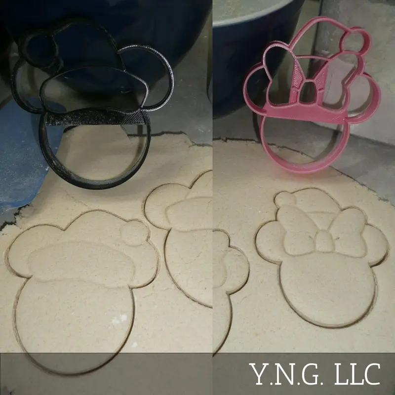 Mickey And Minnie Mouse Santa Hat Face Cookie Cutters – Dual-Pack, Usa-Crafted 1