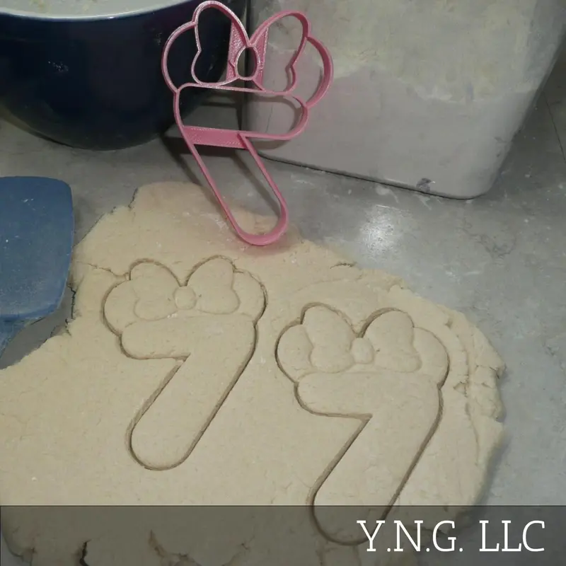 Minnie Mouse Number 7 Cookie Cutter – Premium Baking Stencil With Minnie-Themed Detailing (Pr4557) 1