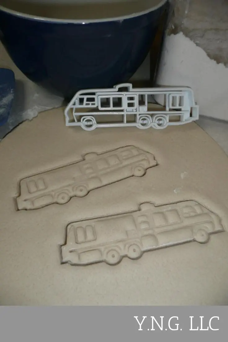 Motorhome Rv Cookie Cutter – Recreational Vehicle Baking Outline 1