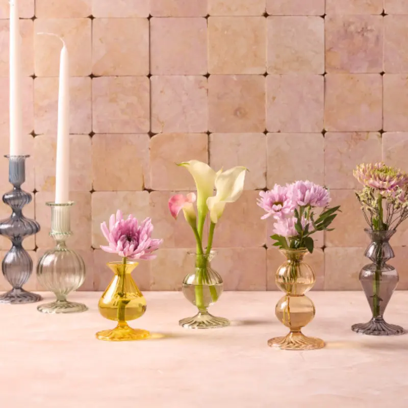 Nalia Bud Vase – Dandelion-Themed Mini Ceramic Vessel 1