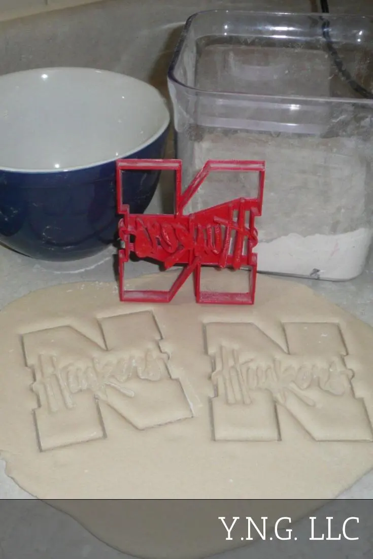 Nebraska Cornhuskers Cookie Cutter – University Of Nebraska Fan Shape, Usa-Made 1