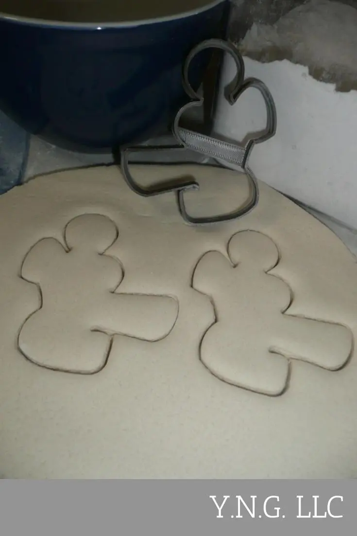 Ninja Gingerbread Man Cookie Cutter – Action-Oriented Pose #3 Outline For Creative Baking 1