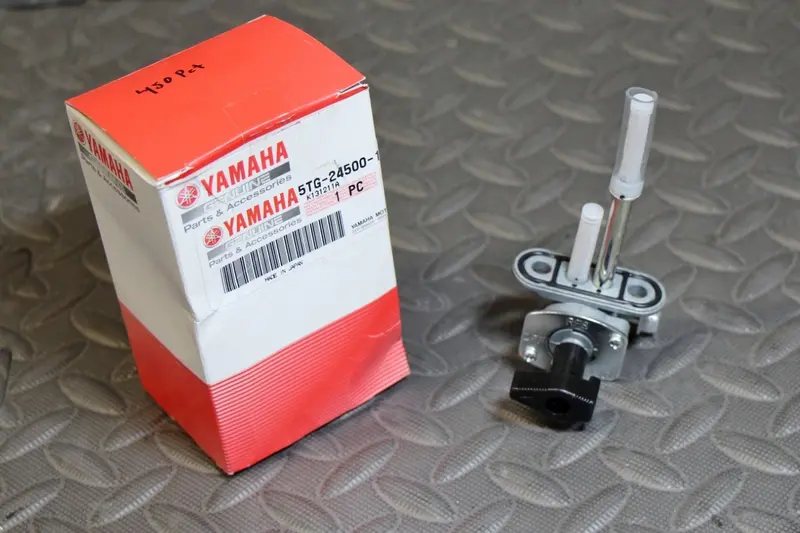 Oem Fuel Petcock (Gas Tank Shut-Off Valve) For Yamaha Yfz450 (2002–2013) 1