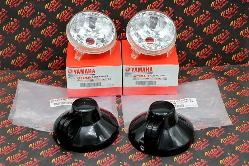 Pair Of Oem Headlight Lens Assemblies With Buckets For Yamaha Banshee & Warrior 1
