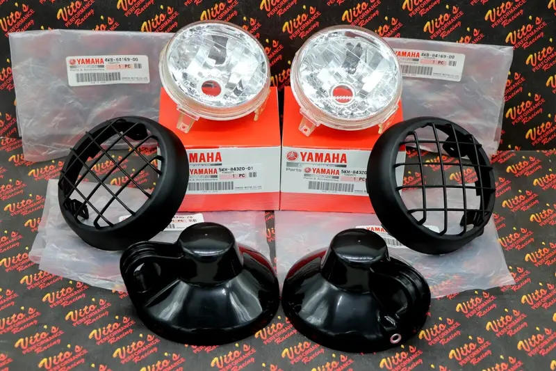 Pair Of Oem Headlight Lens Grills With Buckets For Yamaha Banshee & Warrior 1