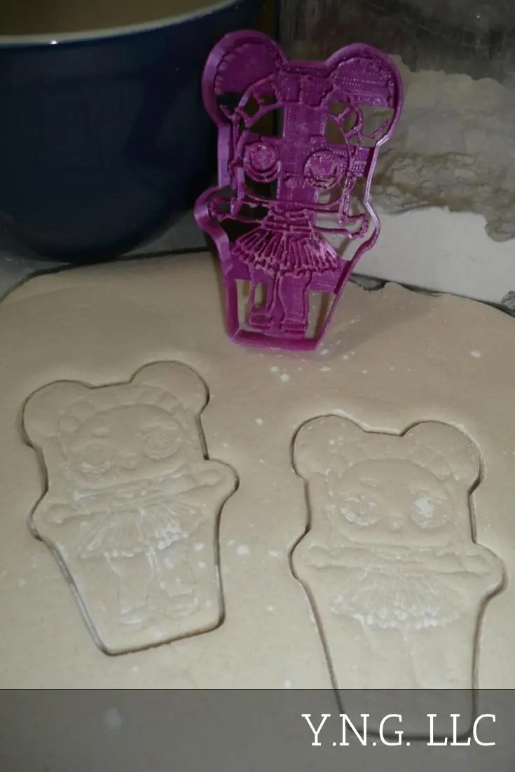 Purple Queen Surprise Doll Cookie Cutter – Premium Usa-Made Design (Pr2428) 1