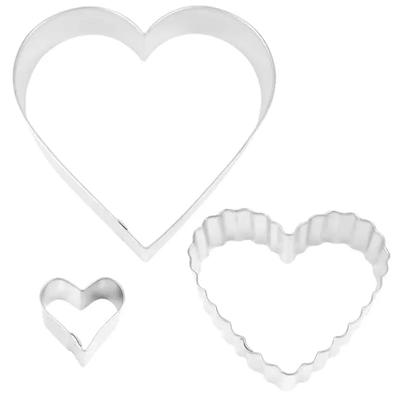 R&M Love-Themed Nested Cookie Cutter Set (3-Piece) 1