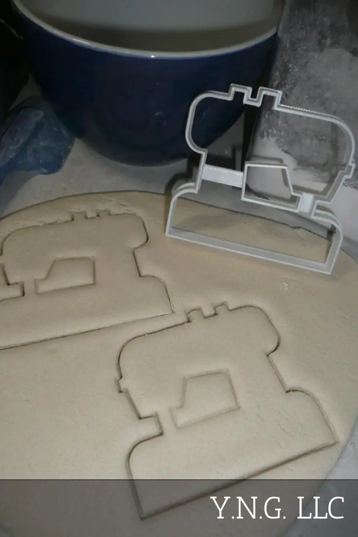 Sewing Machine Cookie Cutter For Crafters, Tailors & Fabric-Themed Baking – Pr3410 1