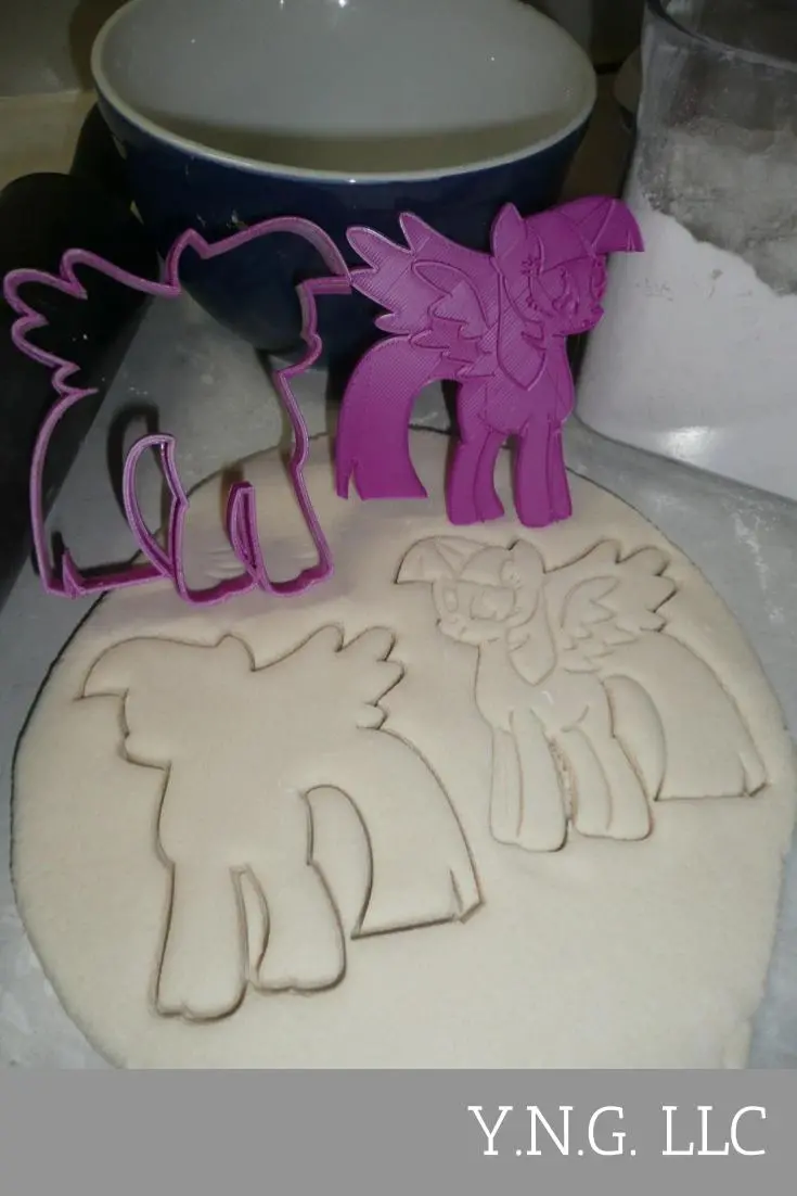 Twilight Sparkle My Little Pony Cookie Cutter And Stamp Duo – Usa-Crafted Baking Set 1