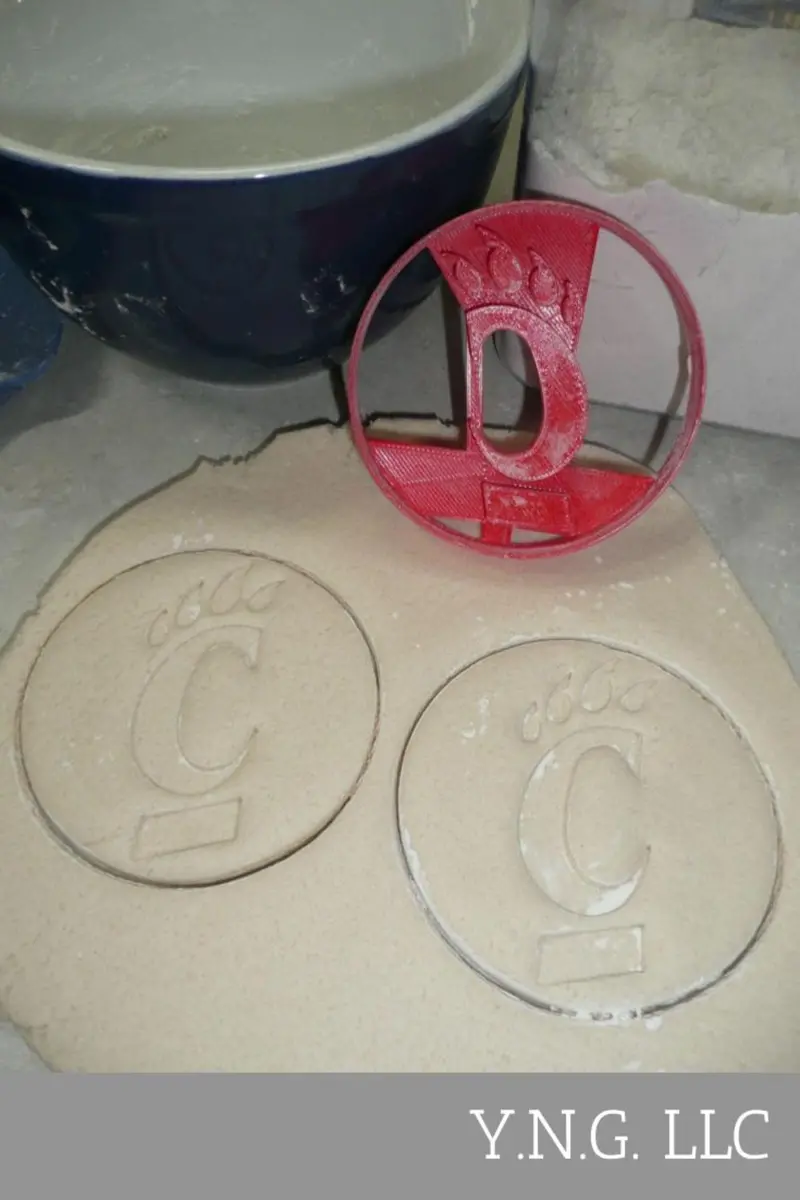 University Of Cincinnati C-Letter Cookie Cutter – Ohio College Spirit Baking Tool Pr4306 1
