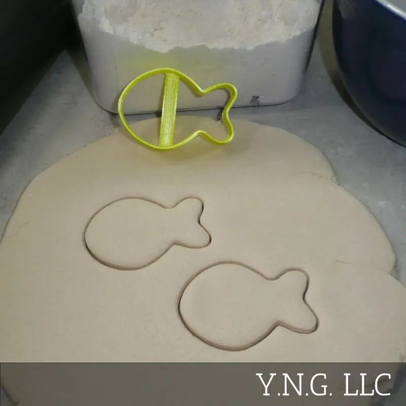 Yellow Goldfish Cracker Cookie Cutter – 2.5-Inch Outline Shape For Custom Cookies 1